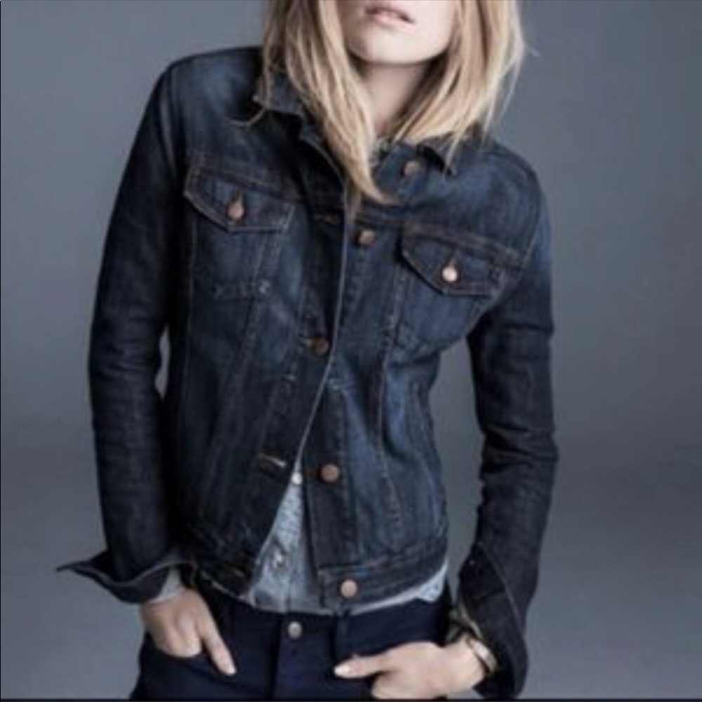 Iconic Gap Stretch Denim Jacket